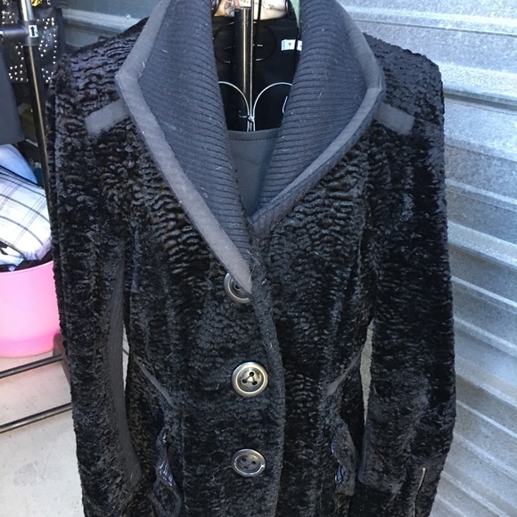 🔥NOT FOR SALE) FREE PEOPLE FAUX POODLE CUT COAT - Picture 2 of 6